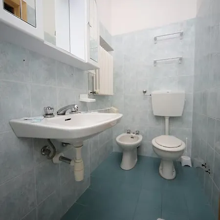 Hotel Lugano 2*